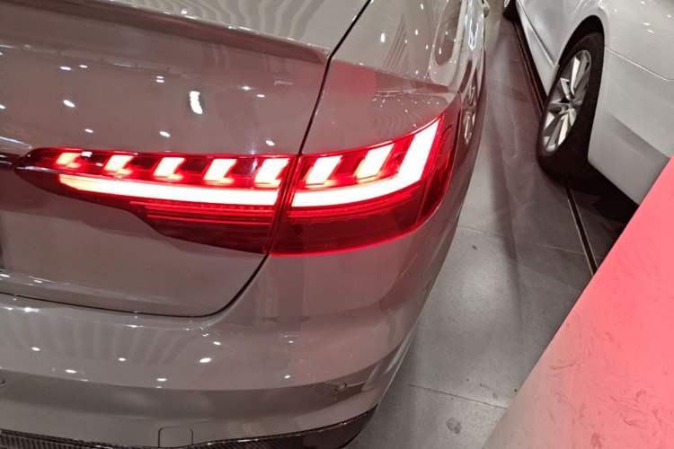 Used Audi S4 2020 S4 3.0TFSI Right Rear Taillight