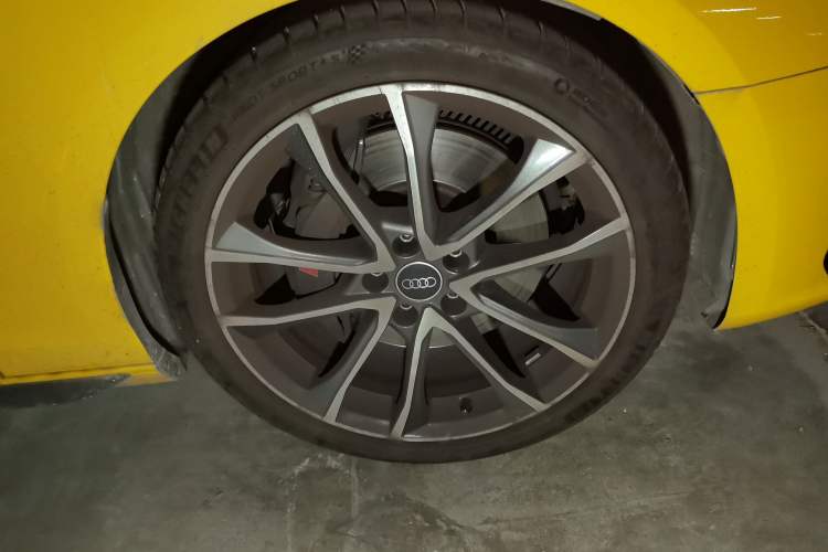 Used Audi S4 2020 S4 3.0TFSI Right Front Wheel Hub