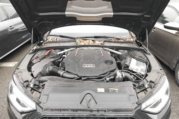 Used Audi S4 2022 S4 3.0TFSI Engine Bay