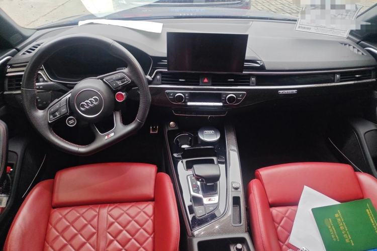 Used Audi S4 2022 S4 3.0TFSI Center Console