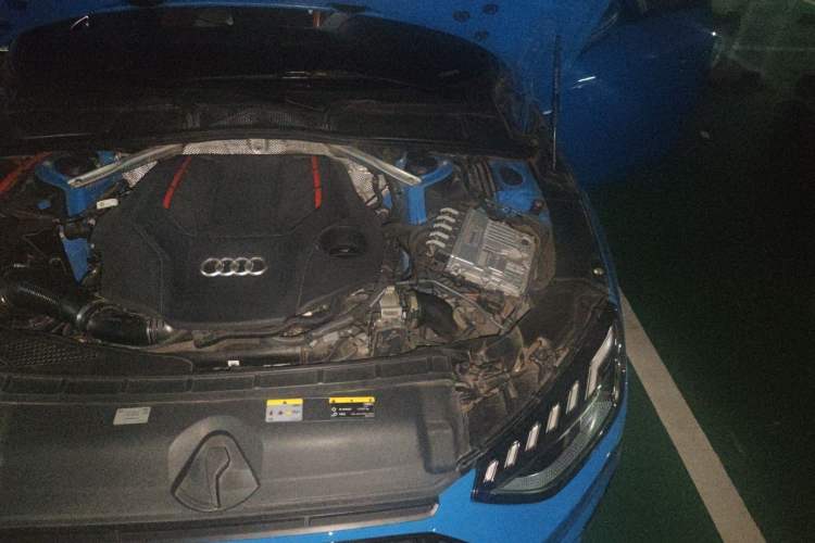 Used Audi S4 2022 S4 3.0TFSI Engine Bay Left