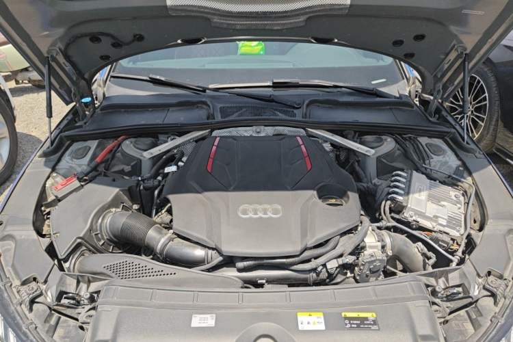 Used Audi S4 2022 S4 3.0TFSI Engine Bay