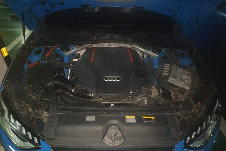 Used Audi S4 2022 S4 3.0TFSI Engine Bay