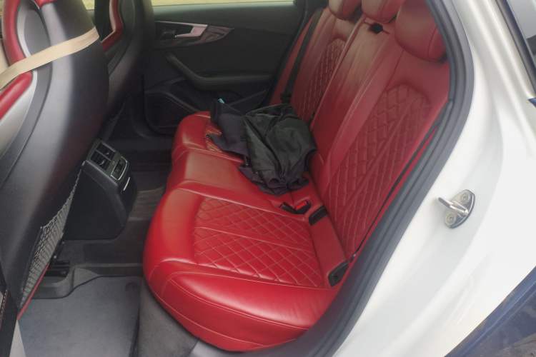 Used Audi S4 2022 S4 3.0TFSI Left Rear Seat