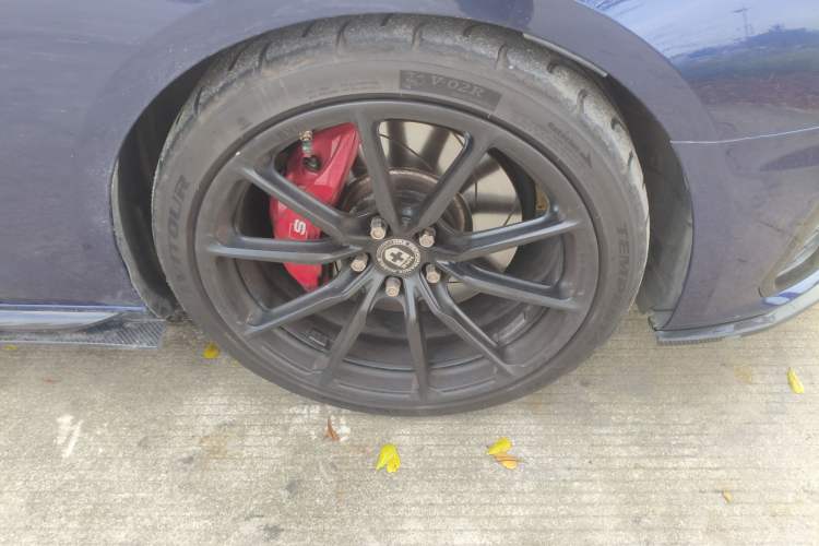 Used Audi S4 2022 S4 3.0TFSI Right Front Wheel Hub