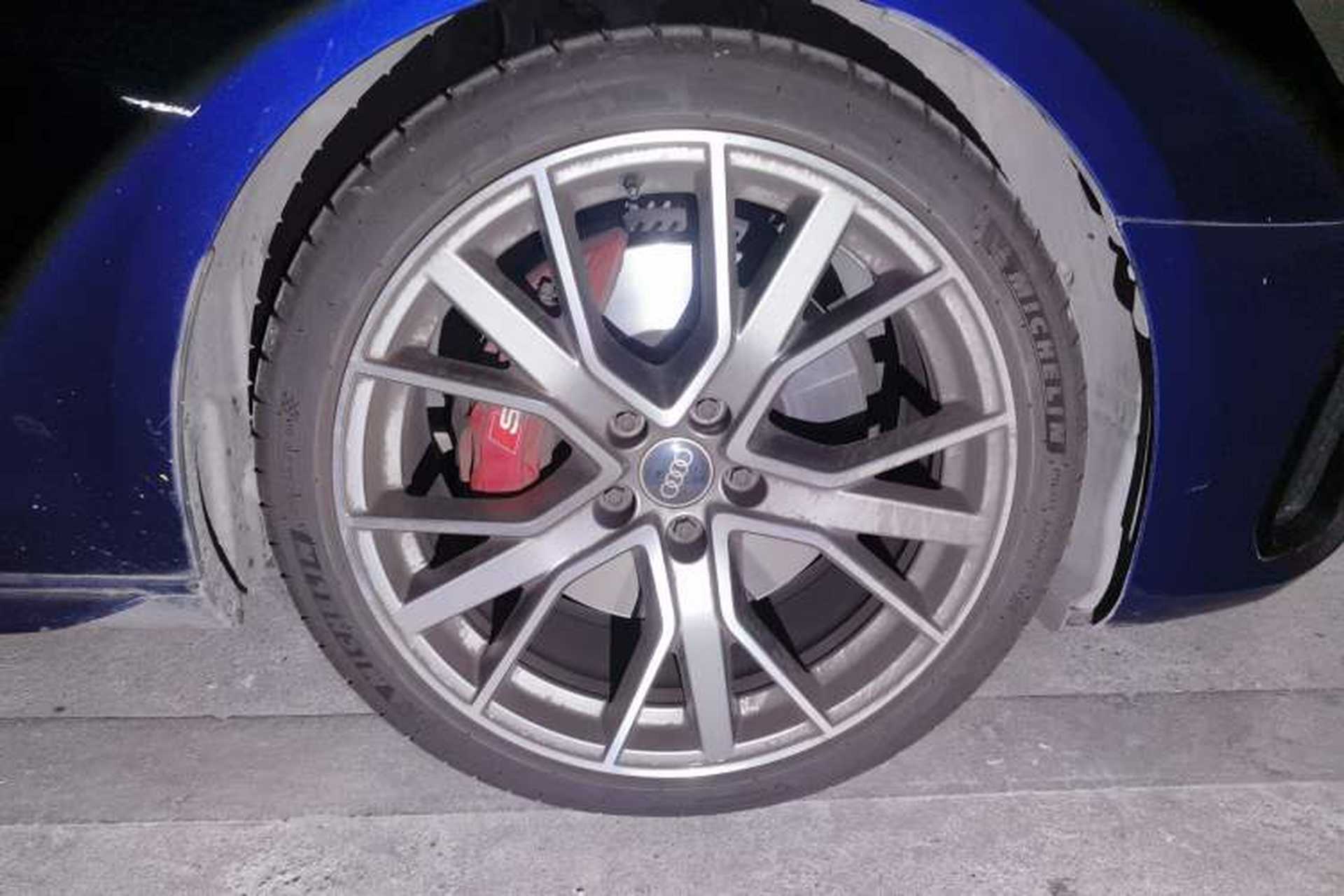 Used Audi S4 2022 S4 3.0TFSI Right Front Wheel Hub