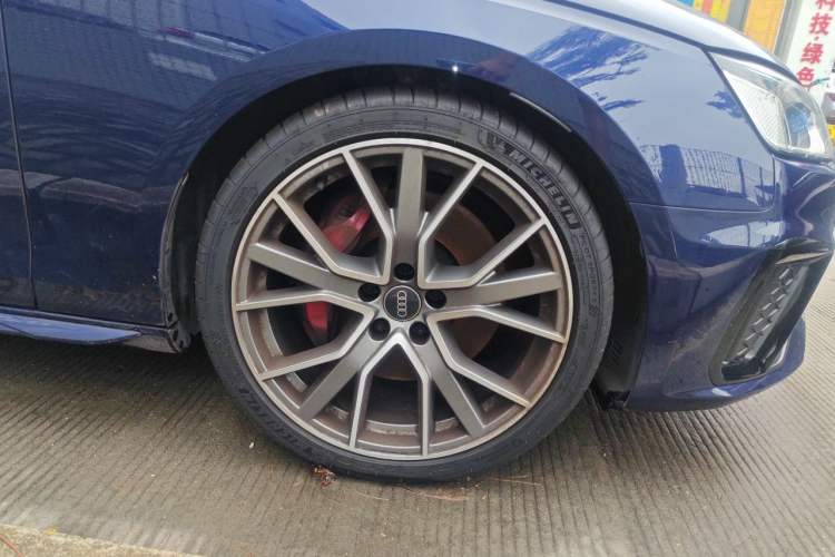 Used Audi S4 2022 S4 3.0TFSI Right Front Wheel Hub