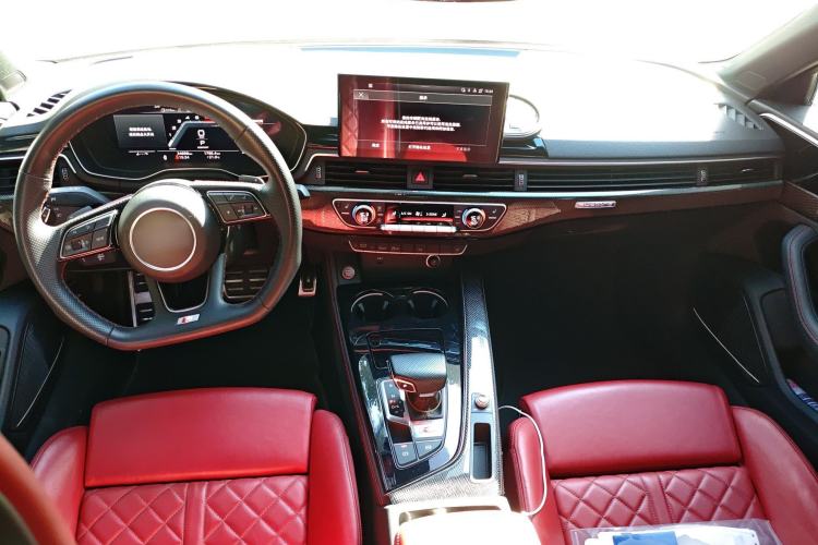 Used Audi S4 2022 S4 3.0TFSI Center Console
