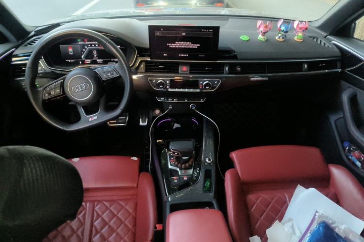 Used Audi S4 2022 S4 3.0TFSI Center Console