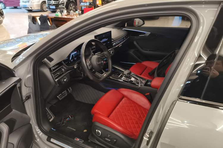 Used Audi S4 2022 S4 3.0TFSI Driver Seat