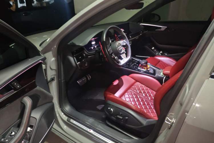 Used Audi S4 2022 S4 3.0TFSI Driver Seat