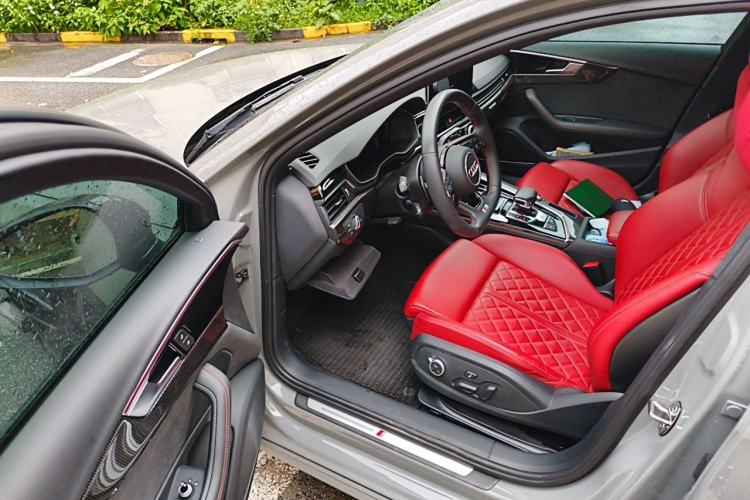 Used Audi S4 2022 S4 3.0TFSI Driver Seat