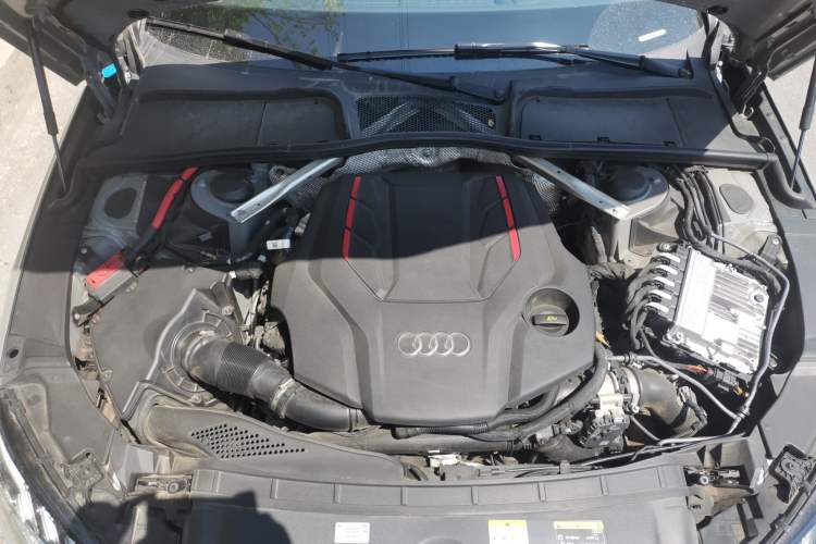 Used Audi S4 2022 S4 3.0TFSI Engine Bay