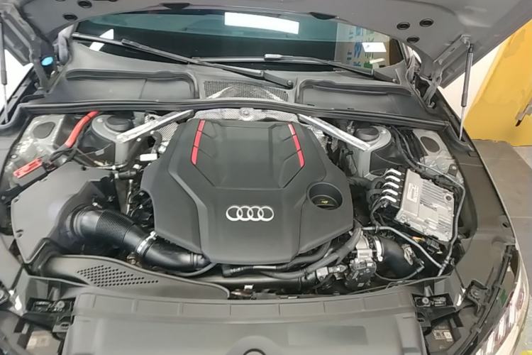 Used Audi S4 2022 S4 3.0TFSI Engine Bay
