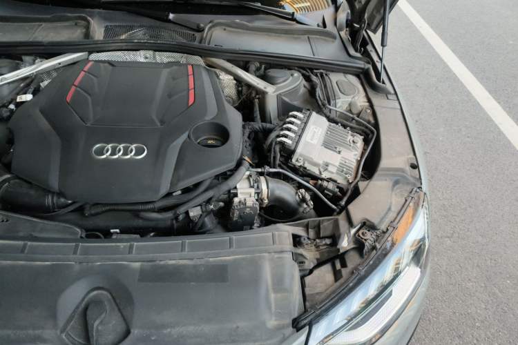 Used Audi S4 2022 S4 3.0TFSI Engine Bay Left