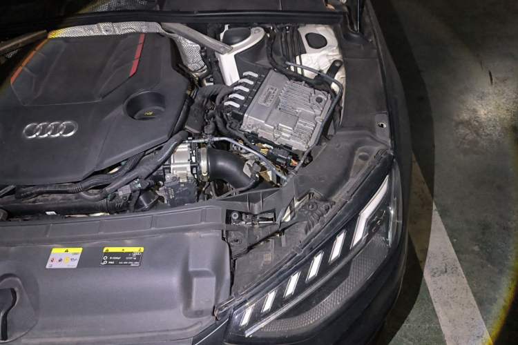 Used Audi S4 2022 S4 3.0TFSI Engine Bay Left