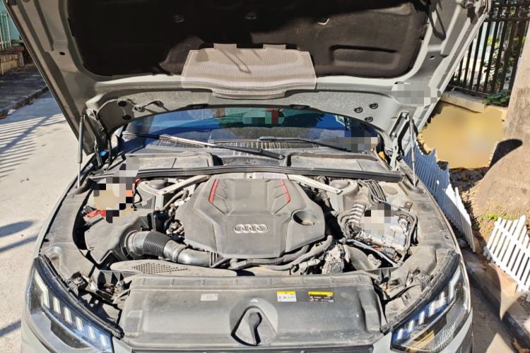 Used Audi S4 2022 S4 3.0TFSI Engine Bay
