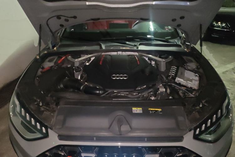 Used Audi S4 2022 S4 3.0TFSI Engine Bay