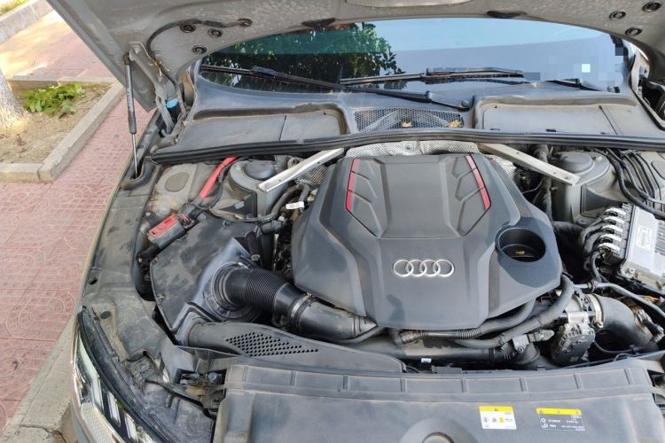 Used Audi S4 2022 S4 3.0TFSI Engine Bay Right