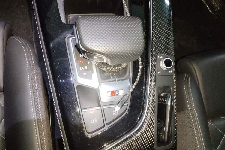 Used Audi S4 2022 S4 3.0TFSI Gear Lever