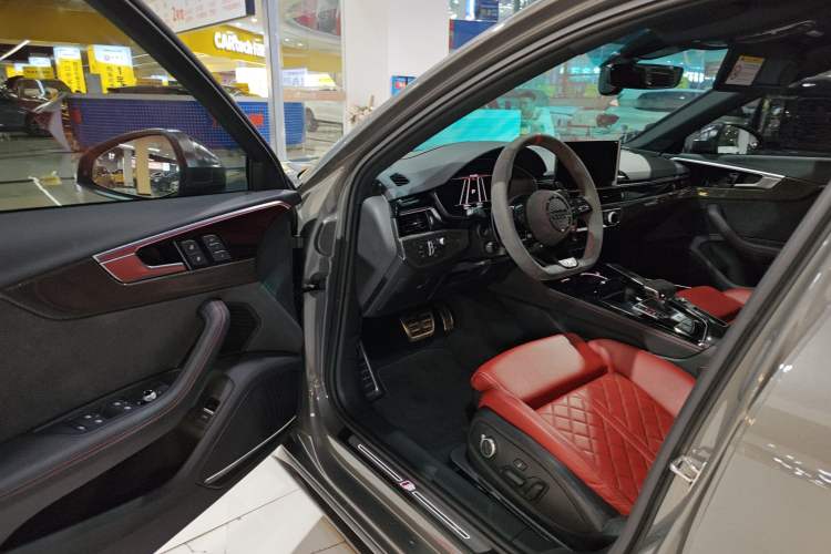 Used Audi S4 2022 S4 3.0TFSI Interior 3