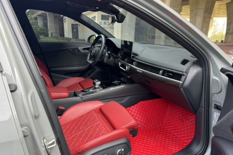 Used Audi S4 2022 S4 3.0TFSI Interior 4