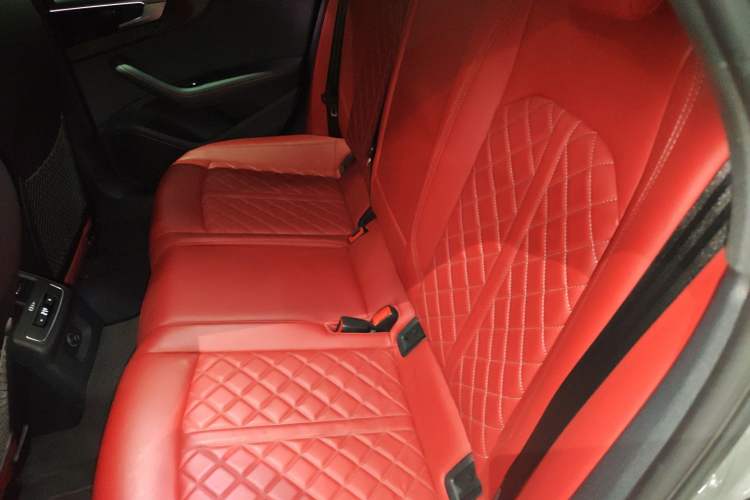 Used Audi S4 2022 S4 3.0TFSI Interior 4