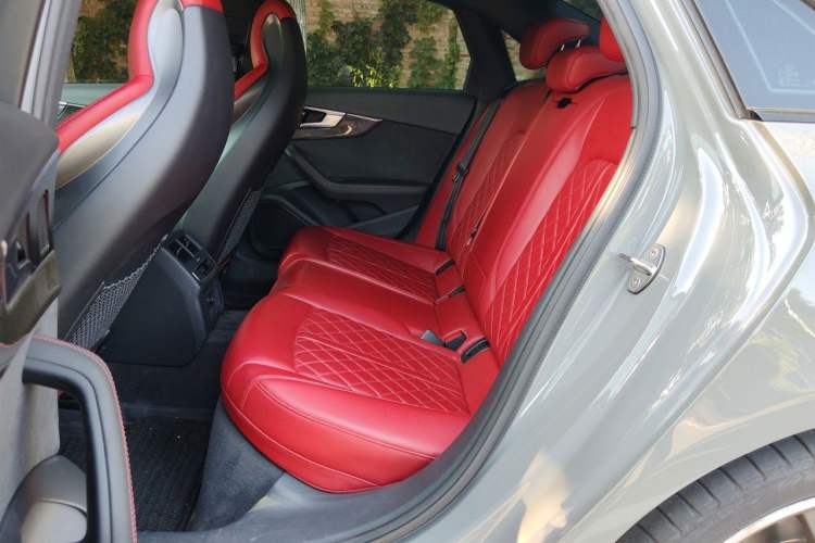 Used Audi S4 2022 S4 3.0TFSI Left Rear Seat