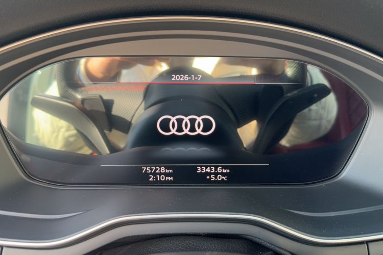 Used Audi S4 2022 S4 3.0TFSI Odometer Close Up