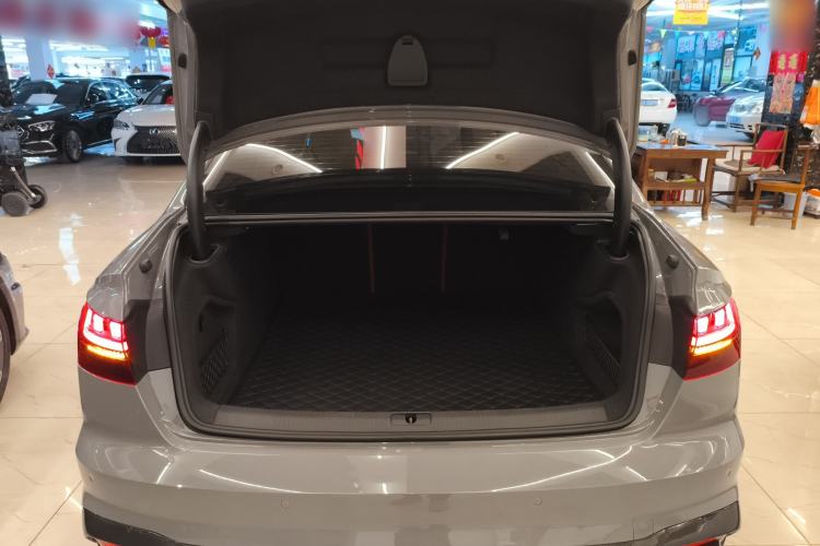 Used Audi S4 2022 S4 3.0TFSI Trunk