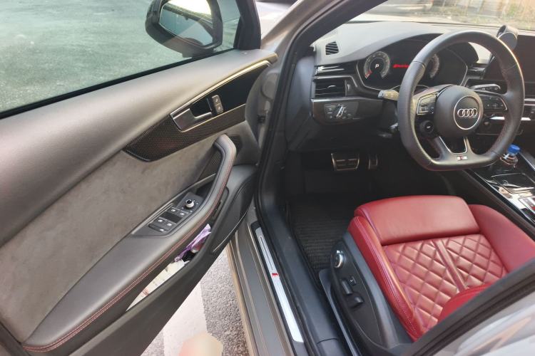 Used Audi S4 2022 S4 3.0TFSI Driver Seat