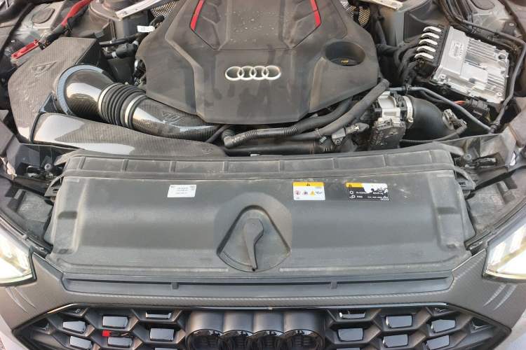 Used Audi S4 2022 S4 3.0TFSI Engine Bay