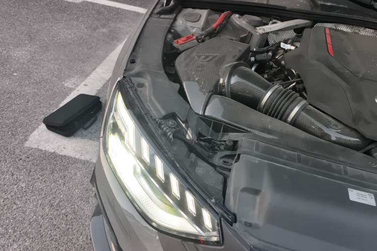 Used Audi S4 2022 S4 3.0TFSI Engine Bay Right