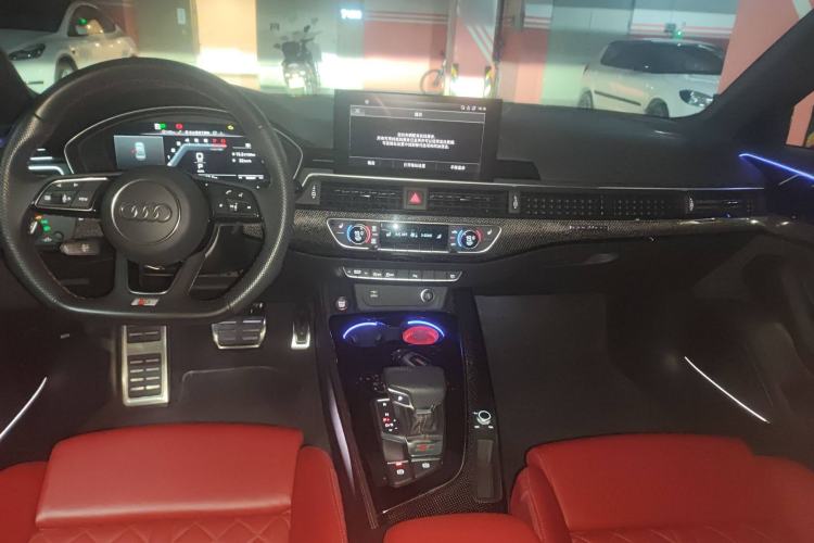 Used Audi S4 2022 S4 3.0TFSI Center Console
