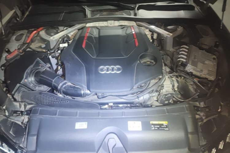 Used Audi S4 2022 S4 3.0TFSI Engine Bay