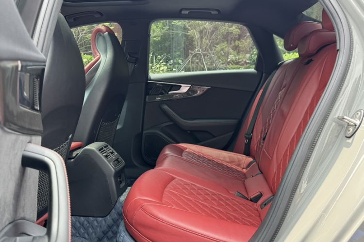 Used Audi S4 2022 S4 3.0TFSI Interior 7