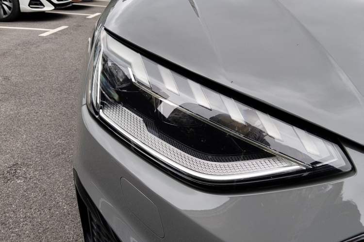 Used Audi S4 2022 S4 3.0TFSI Right Front Headlight