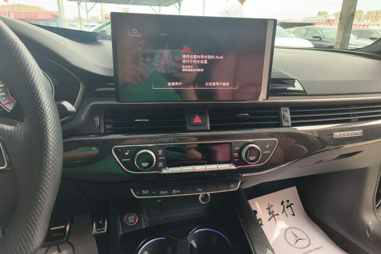 Used Audi S4 2023 S4 3.0TFSI Audio And AC Panel