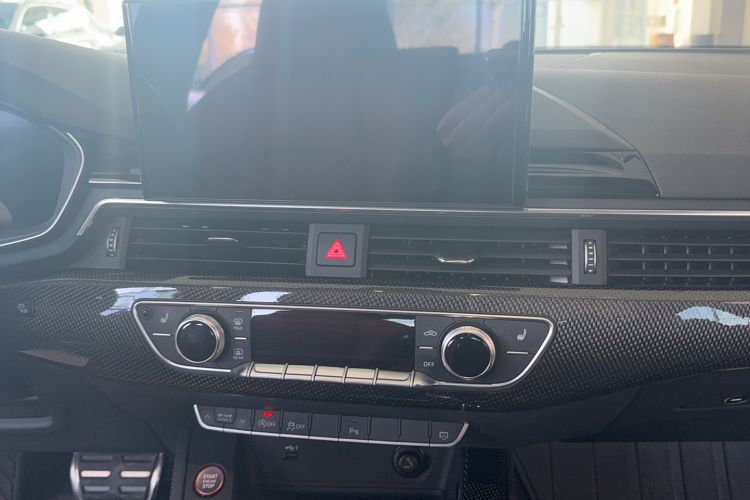 Used Audi S4 2023 S4 3.0TFSI Audio And AC Panel