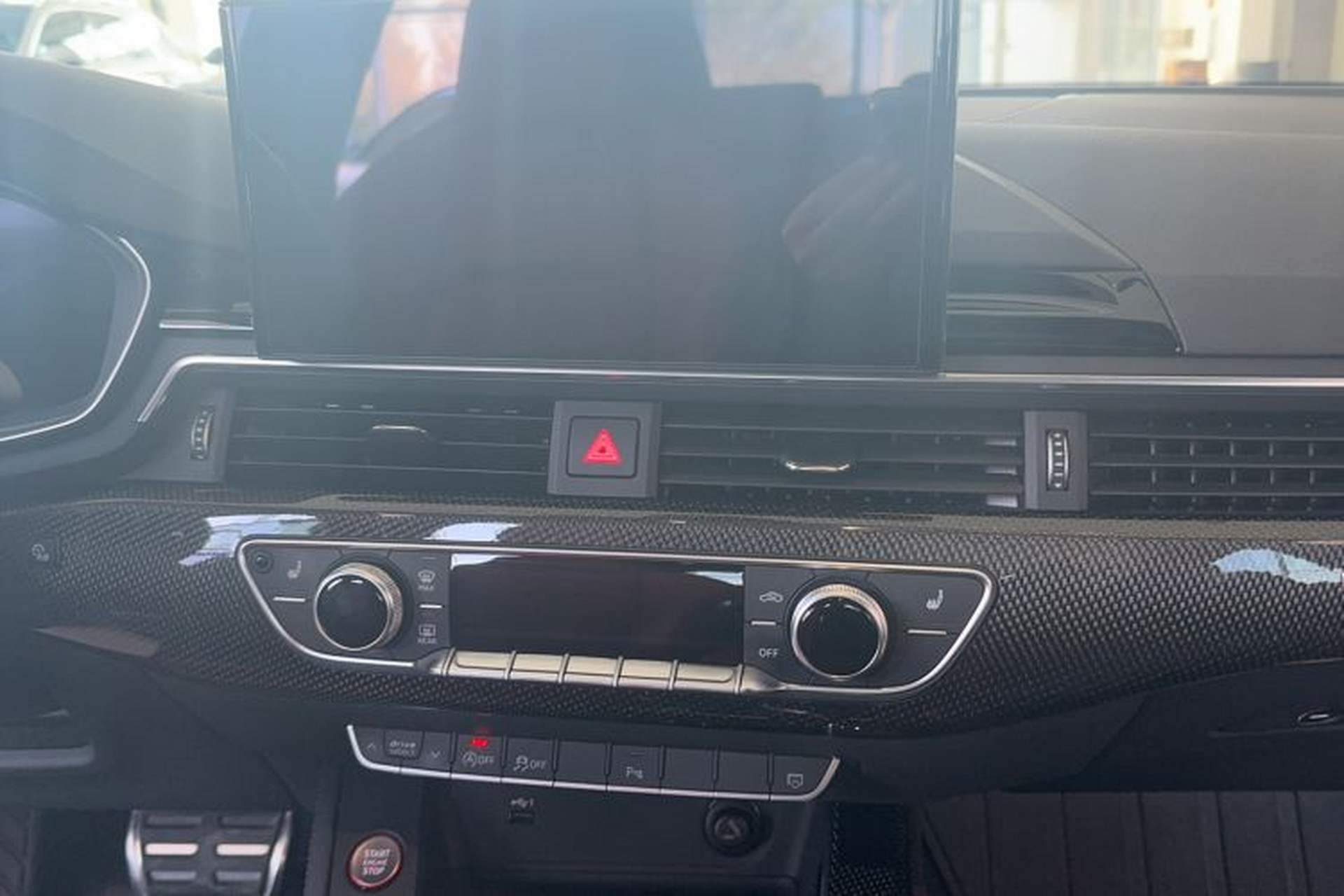 Used Audi S4 2023 S4 3.0TFSI Audio And AC Panel