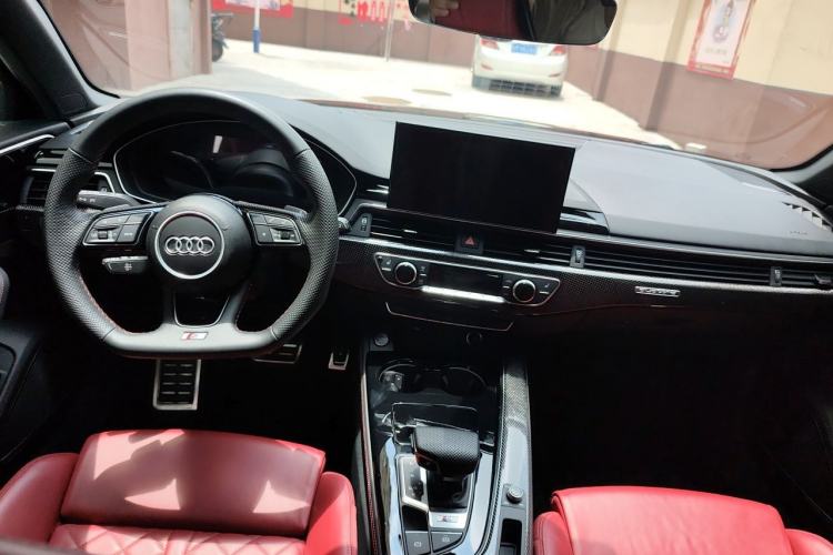 Used Audi S4 2023 S4 Avant 3.0TFSI Center Console