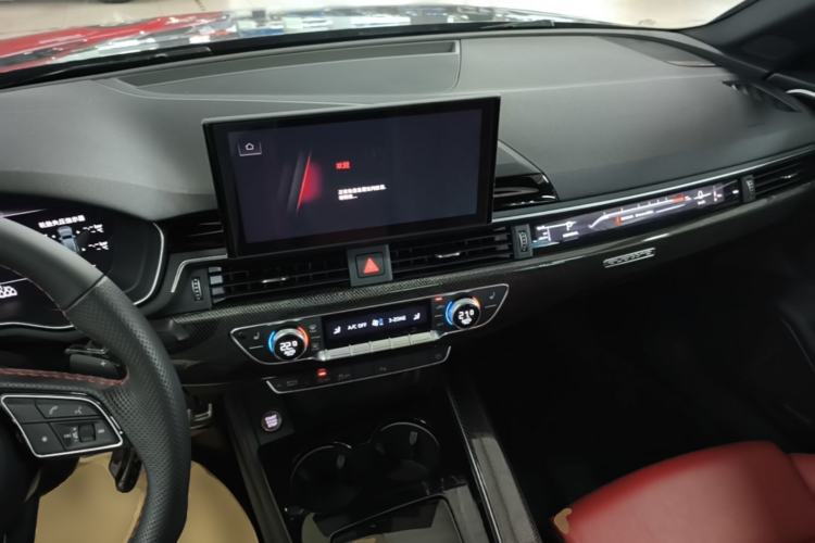 Used Audi S4 2023 S4 3.0TFSI Center Console