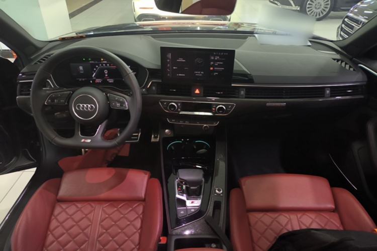 Used Audi S4 2023 S4 3.0TFSI Center Console