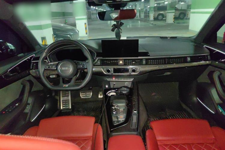 Used Audi S4 2023 S4 3.0TFSI Center Console