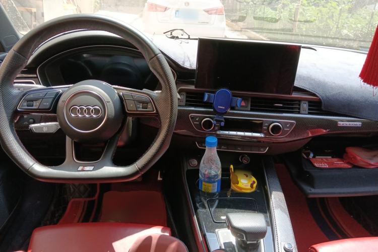 Used Audi S4 2023 S4 3.0TFSI Center Console