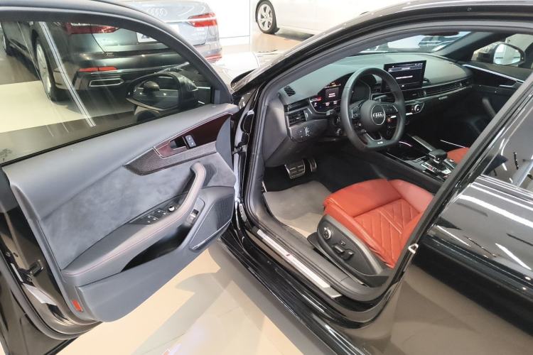 Used Audi S4 2023 S4 3.0TFSI Driver Seat