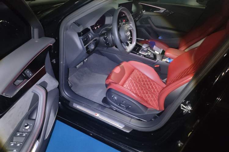 Used Audi S4 2023 S4 Avant 3.0TFSI Driver Seat