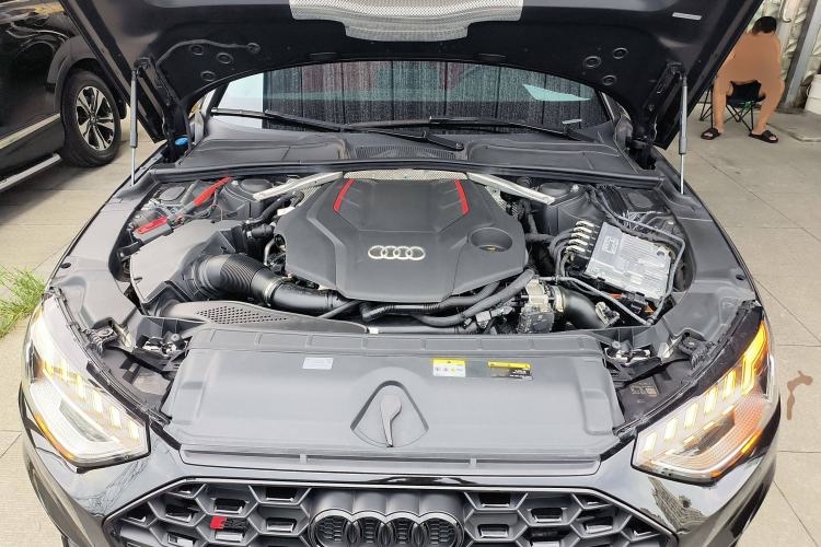 Used Audi S4 2023 S4 3.0TFSI Engine Bay