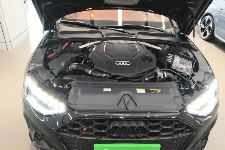 Used Audi S4 2023 S4 3.0TFSI Engine Bay
