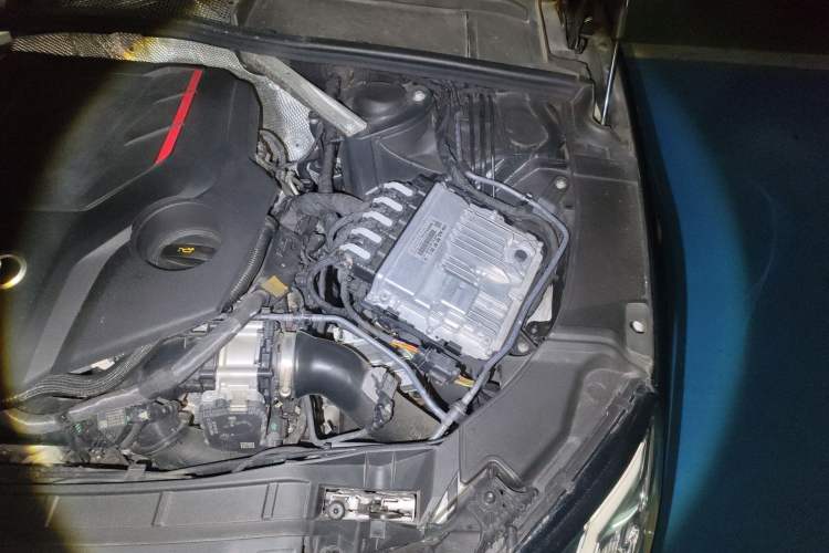 Used Audi S4 2023 S4 Avant 3.0TFSI Engine Bay Left